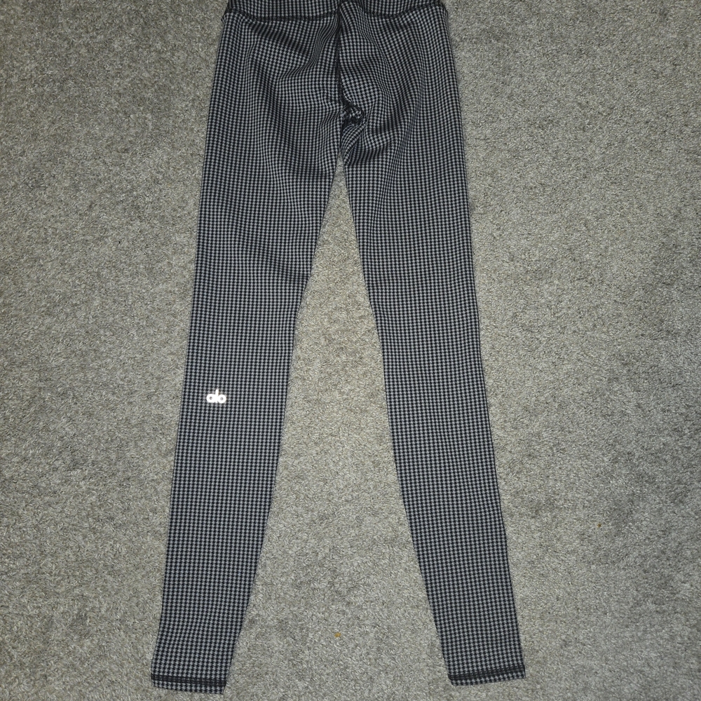 Alo Black and White Checkered Leggings